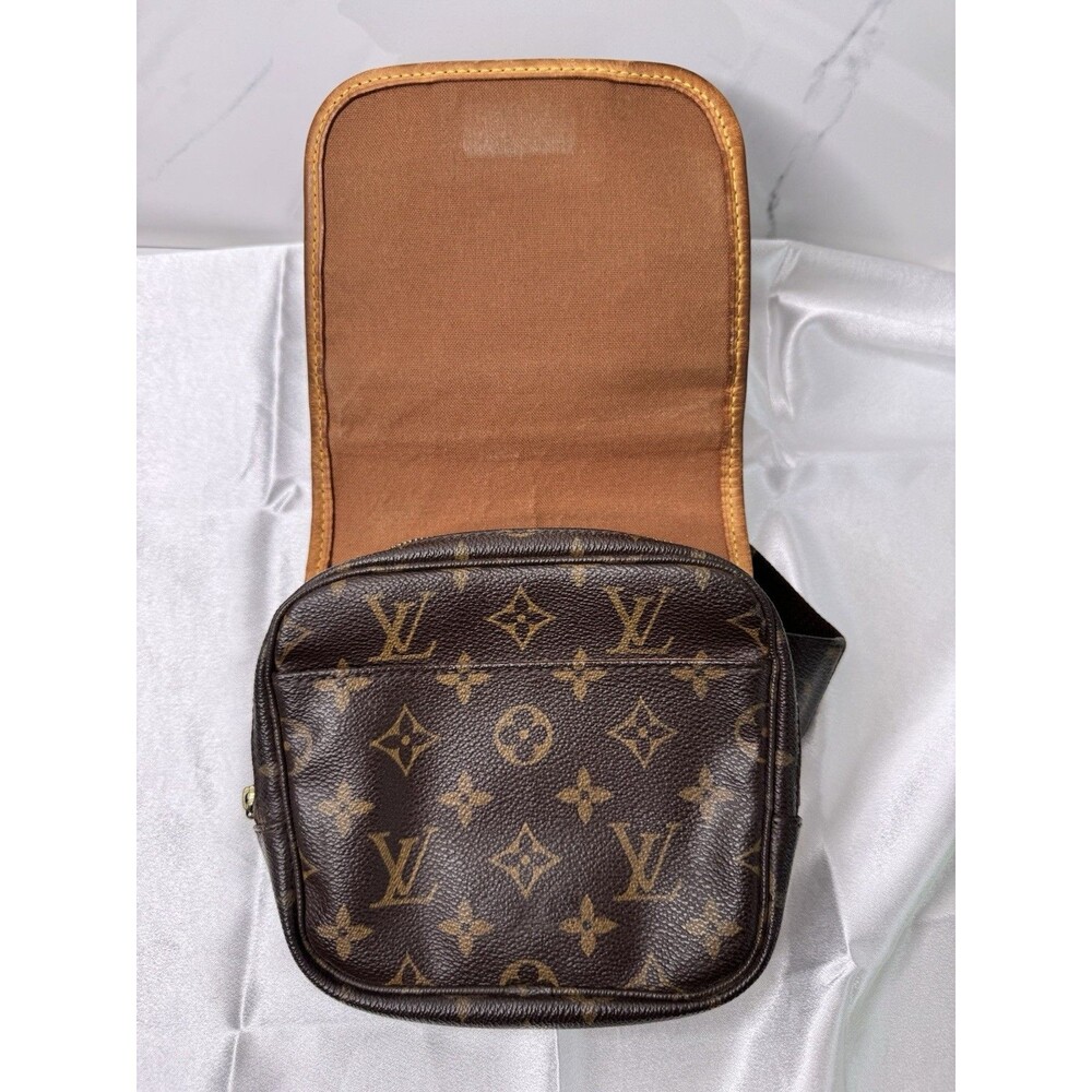 Vintage Louis Vuitton Monogram Bosphore Waist Bag - Picture 10 of 16